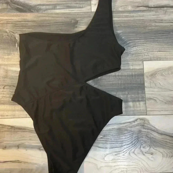BRAVE SOUL LONDON ONE PIECE SWIM WEA BLACK SIZE LARGE - Picture 4 of 7